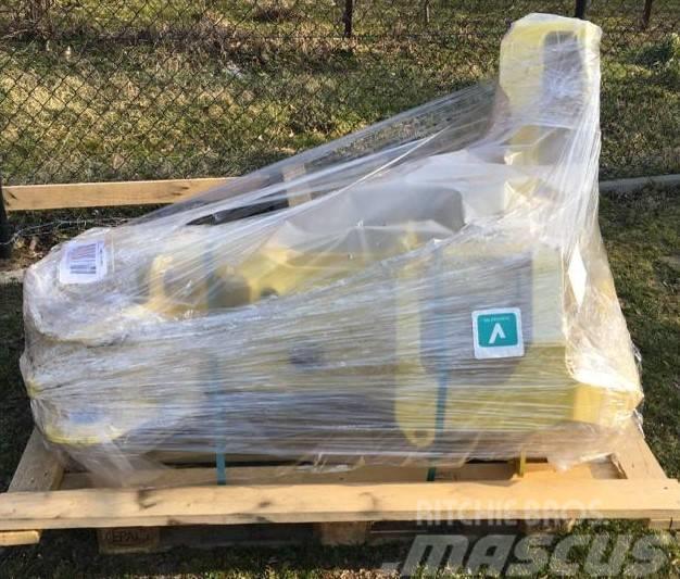 John Deere H270 frame F611163 Chassis and suspension
