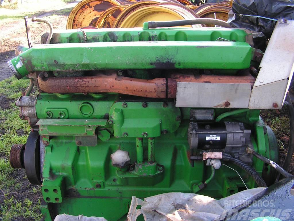 John Deere 8100 Engines