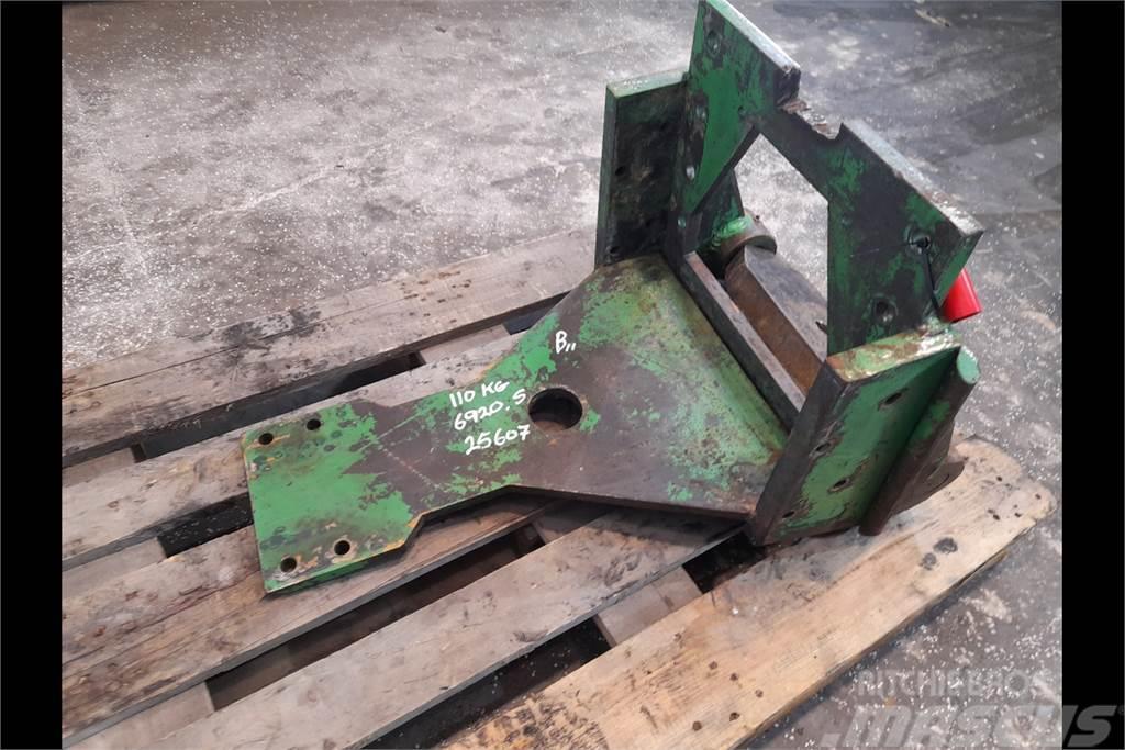 John Deere 6920 Hitch Other tractor accessories