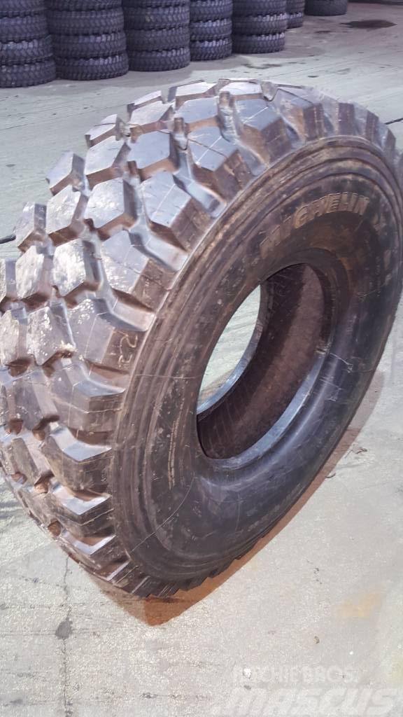 Michelin 395/85R20 XZL Tyres, wheels and rims