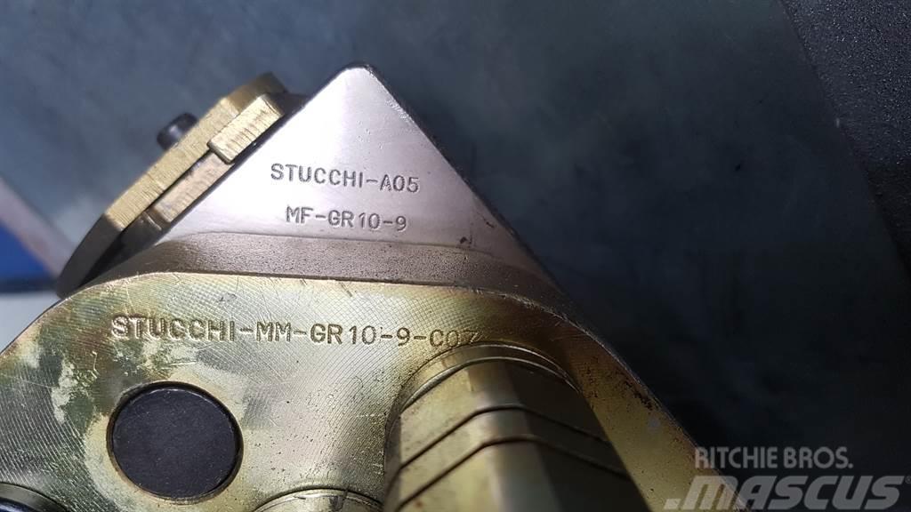  Stucchi GR10 - 9 - Liebherr-Quick coupler/Schnellk Hydraulics