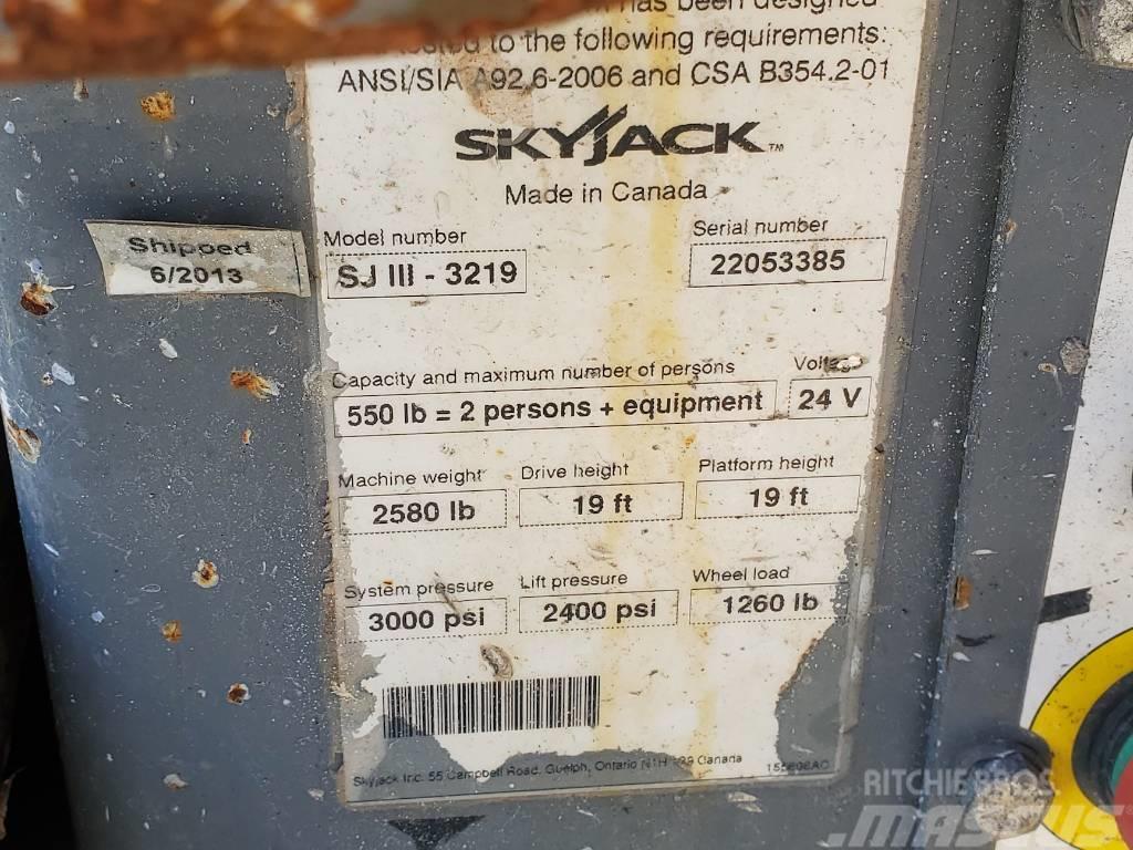 SkyJack SJIII-3219 Scissor lifts