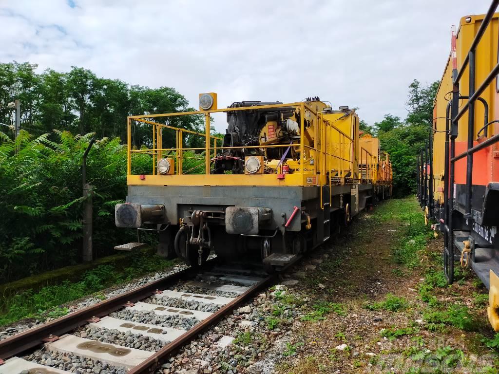  Labor GR 2000 AS Rail Crane Railroad maintenance