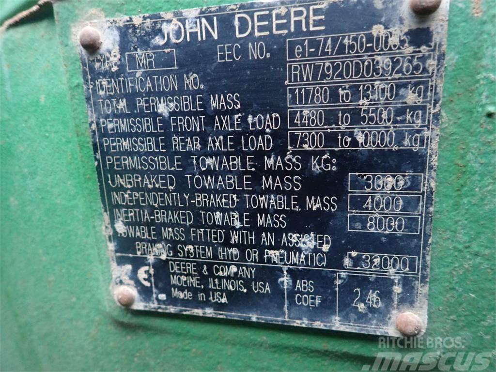 John Deere 7920 Tractors