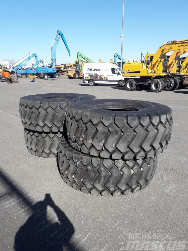Triangle 23.5x25 TB516 L3 Tires Tyres, wheels and rims
