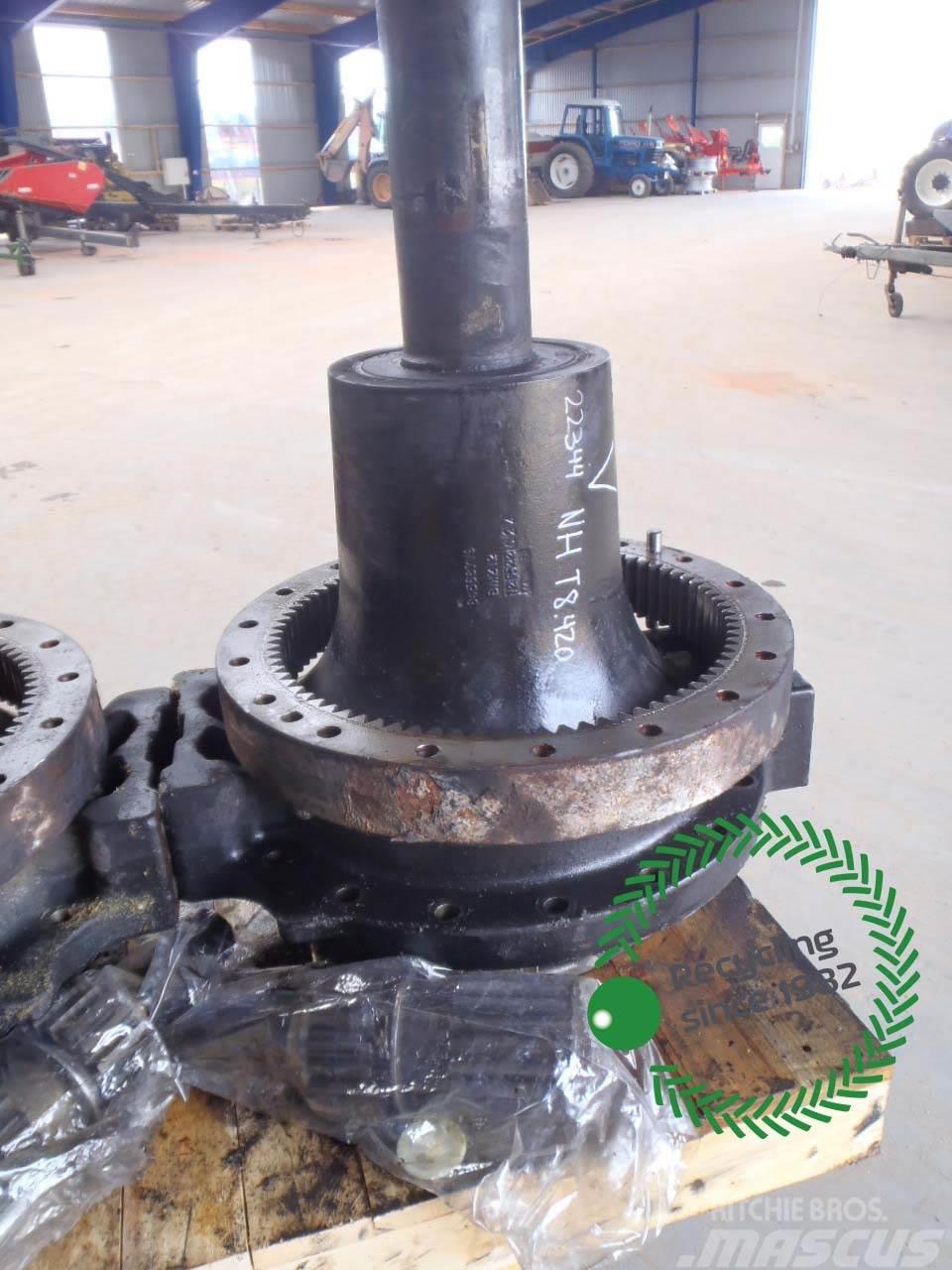 New Holland T8.420 Rear Axle Transmission