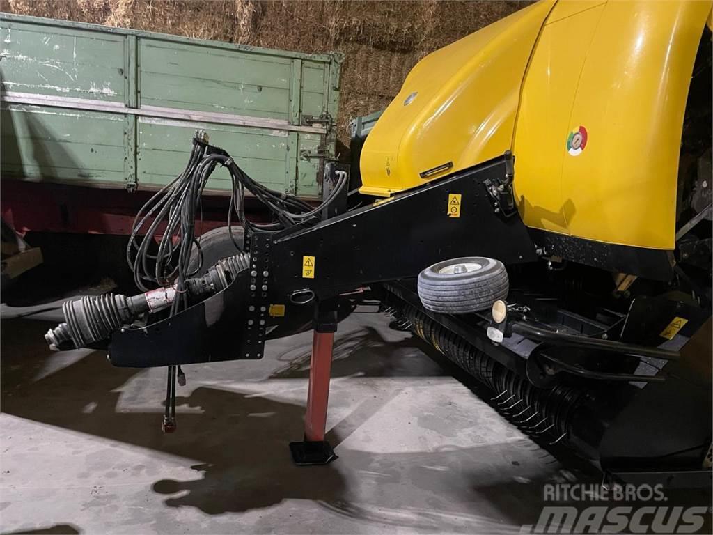 New Holland BB9070 CropCutter Square balers