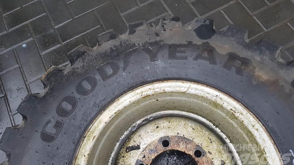 Goodyear 340/80-R18 IND - Tyre/Reifen/Band Tyres, wheels and rims