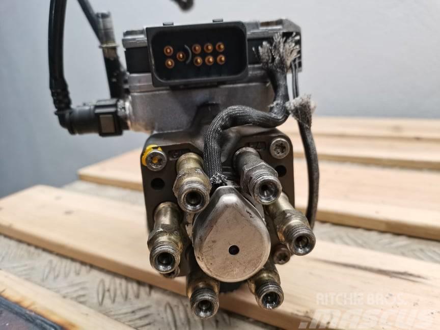 CASE MXM 175 {Bosch WDX VP30} injection pump Engines