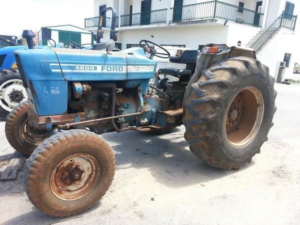 Ford Tractor Ford 4600 Tractors