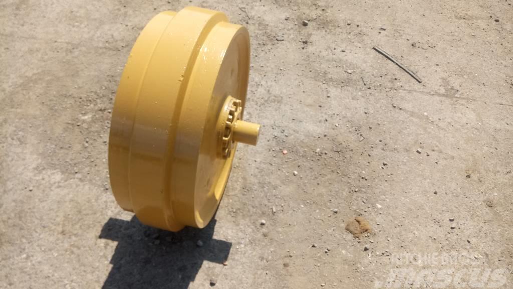  Idler (Τεμπέλης) for Caterpillar D6H,D6R Tracks, chains and undercarriage