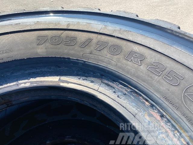 Volvo 705/70 R25 Tyres, wheels and rims