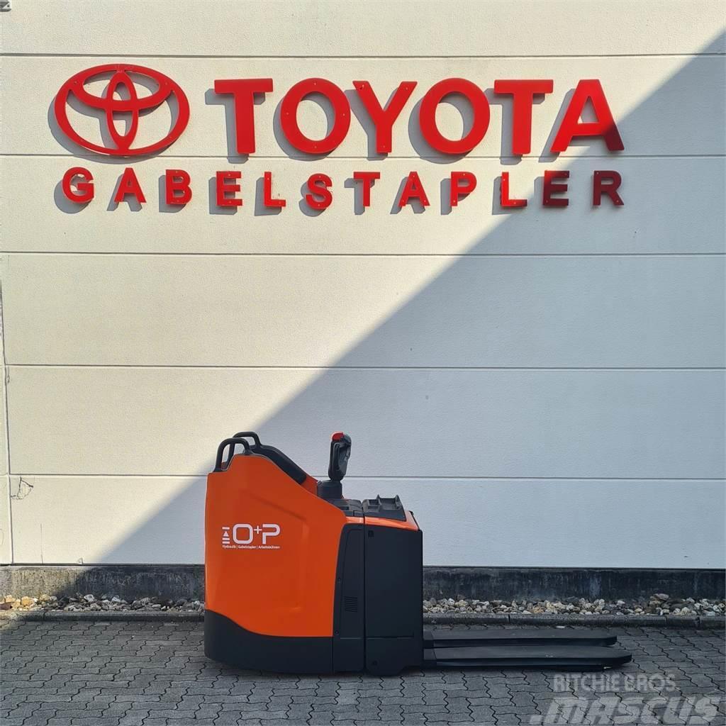 Toyota LPE 200 Low lifter