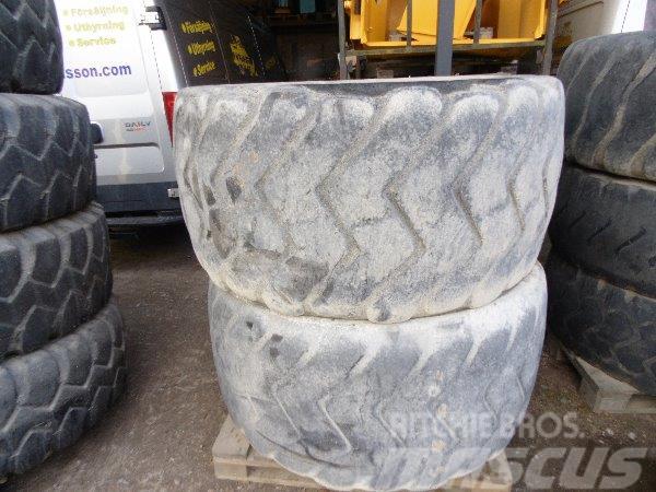 Michelin XAD 750/65-25 Tyres, wheels and rims