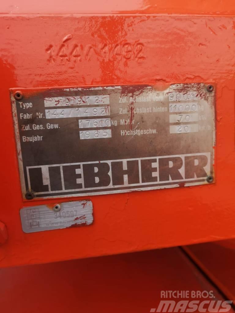 Liebherr A 912 Wheeled excavators
