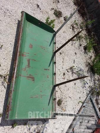  Forquilha 1,50m Forquilha 1,50 Front loader accessories