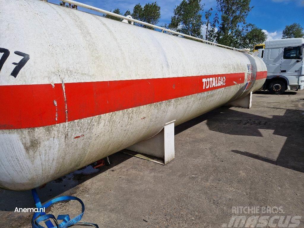 LPG / GAS 29.200 LITER Fuel and additive tanks