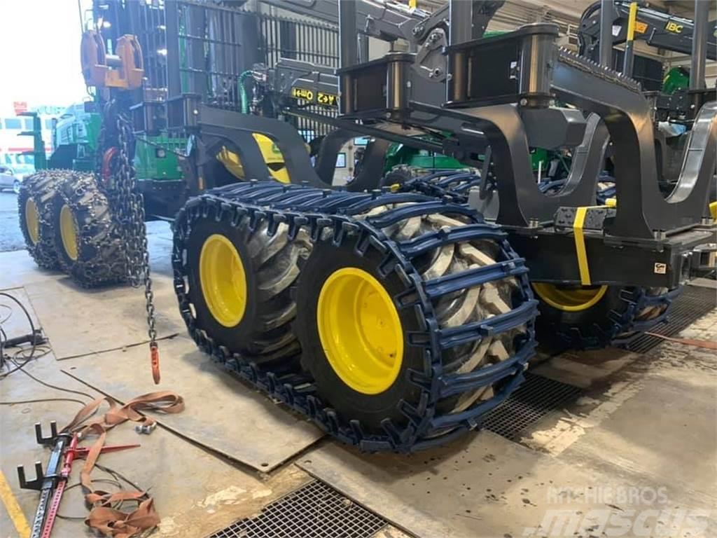  XL Traction Uni Pro 800x26,5 STD Single stud Tracks, chains and undercarriage