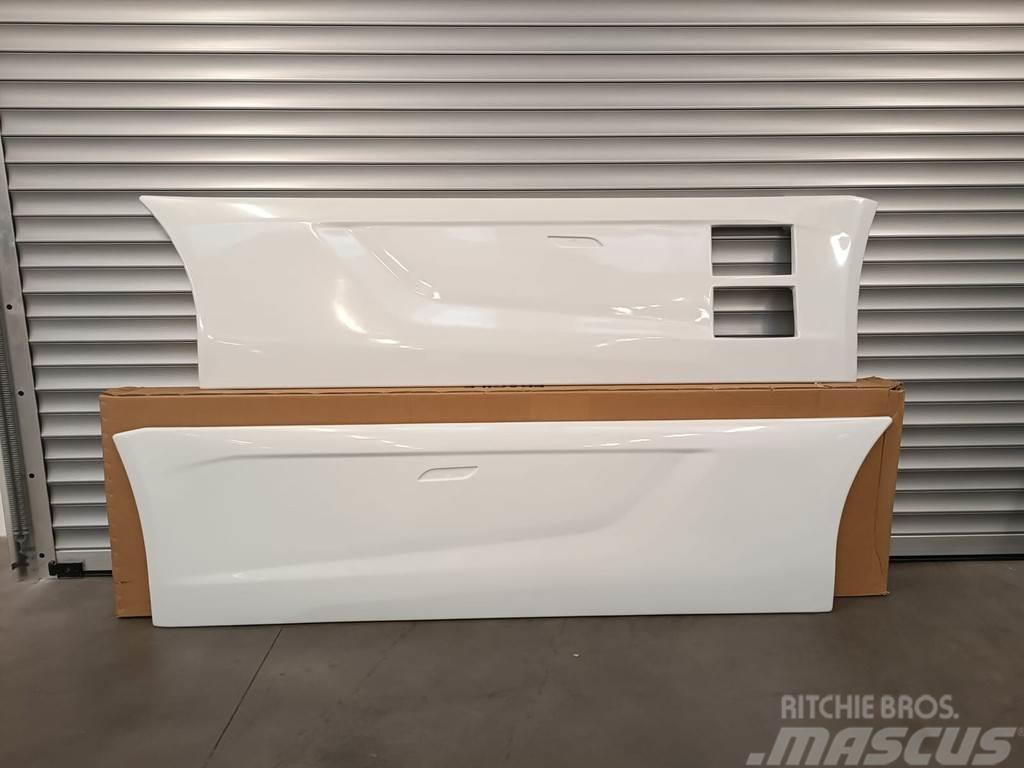 Iveco S WAY EURO 6 Sideskirts / Fairings Other components