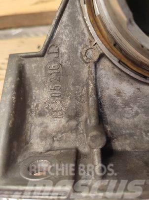 CLAAS Celtis 456 RX (RE505216) oil filter base Hydraulics