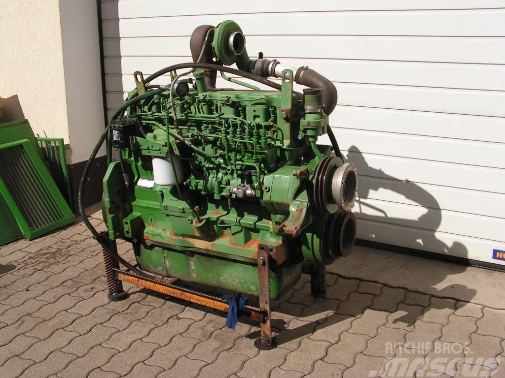 John Deere 2264 Engines