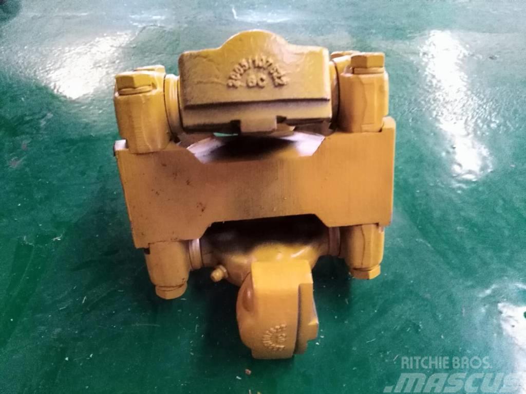 Shantui SD16 universal joint assy 16Y-12-00000 Hydraulics