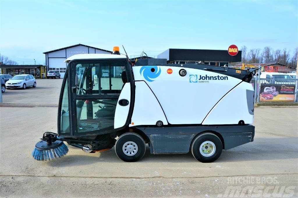 Johnston 142 A 101T Sweepers