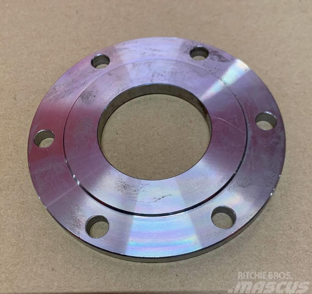 Deutz-Fahr Bearing flange 06297236, 6297236, 0629 7236 Tracks, chains and undercarriage