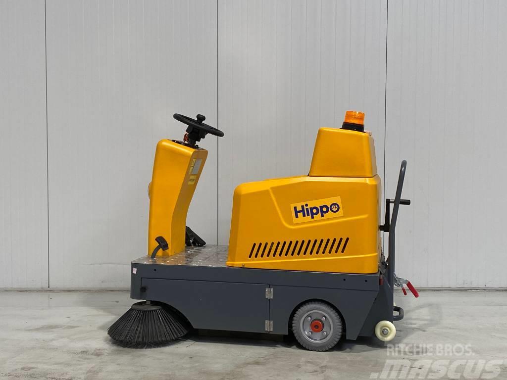  Hippo S1150 Sweepers