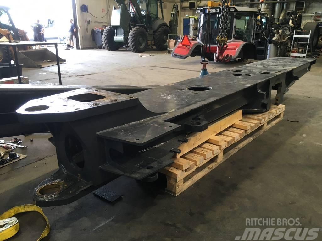 John Deere 910G/1010G - F697101 Chassis and suspension