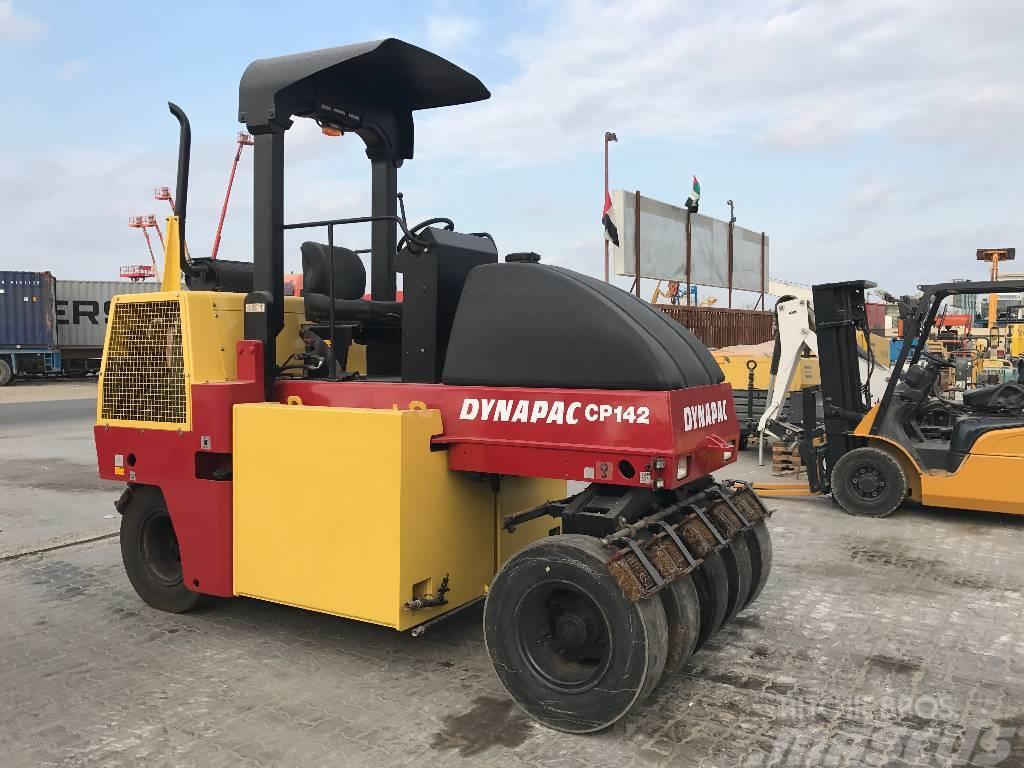 Dynapac CP 142 Pneumatic tired rollers