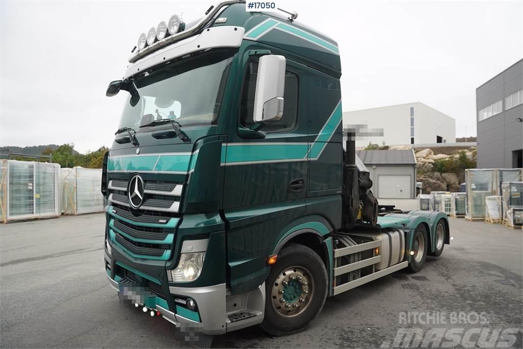 Mercedes-Benz Actros 2663 with 23t/m crane. Well equipped Crane trucks