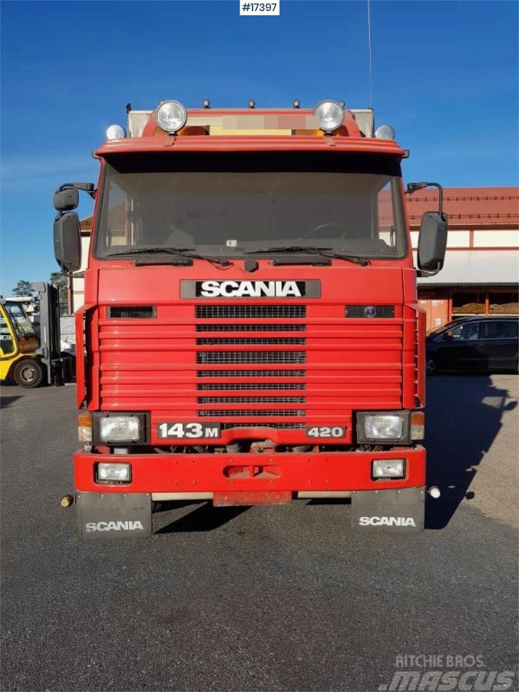 Scania 143M w/ rear mounted Hiab 105-3 crane from 1996 Crane trucks