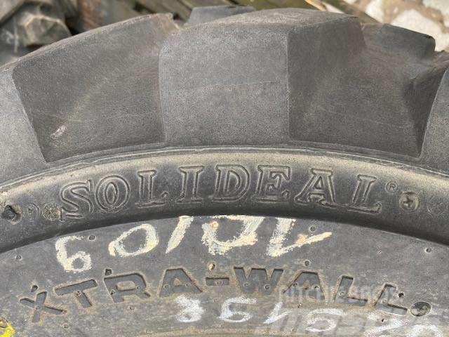 Solideal Camso 12-16.5 XTRA WALL (440+441+442+443) Tyres, wheels and rims