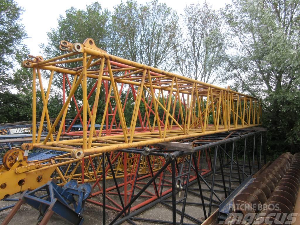 Kobelco 7065 boom section Crane parts and equipment