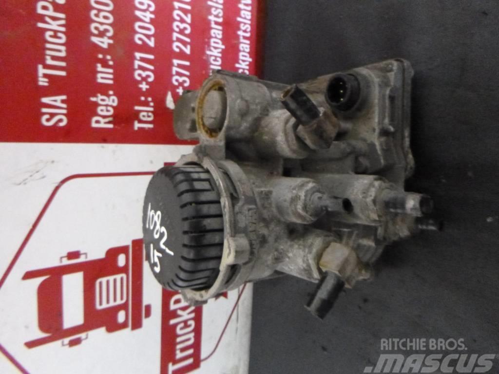 Iveco Stralis Trailer brake control valve 4802040020 Brakes