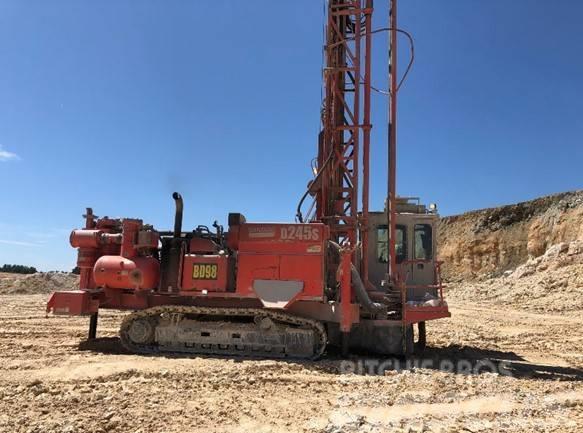  D245S Surface drill rigs