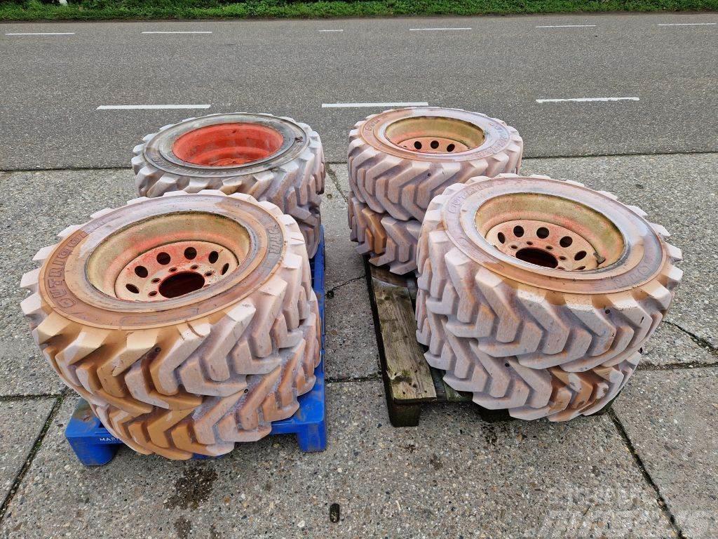  Onbekend Outrigger volrubber non marking hoogwerke Tyres, wheels and rims