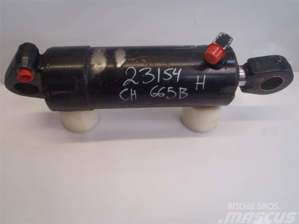 Challenger MT665B Lift Cylinder Hydraulics