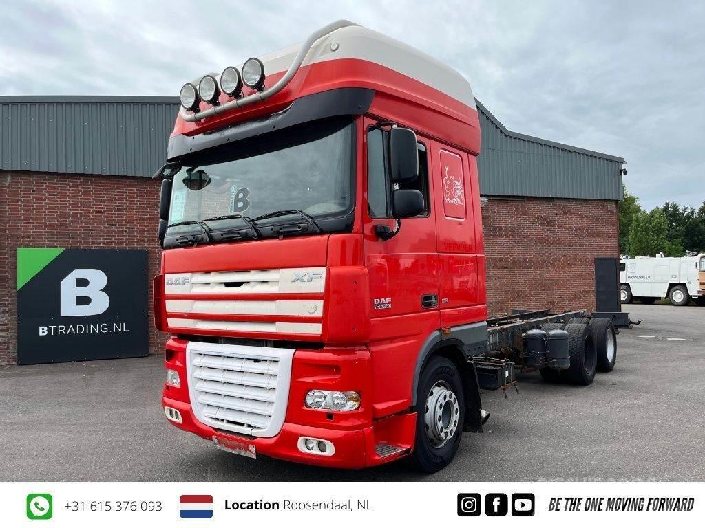 DAF XF 105.460 6x2 - 10 tires - 2008 - Manual ZF - Ret Chassis Cab trucks