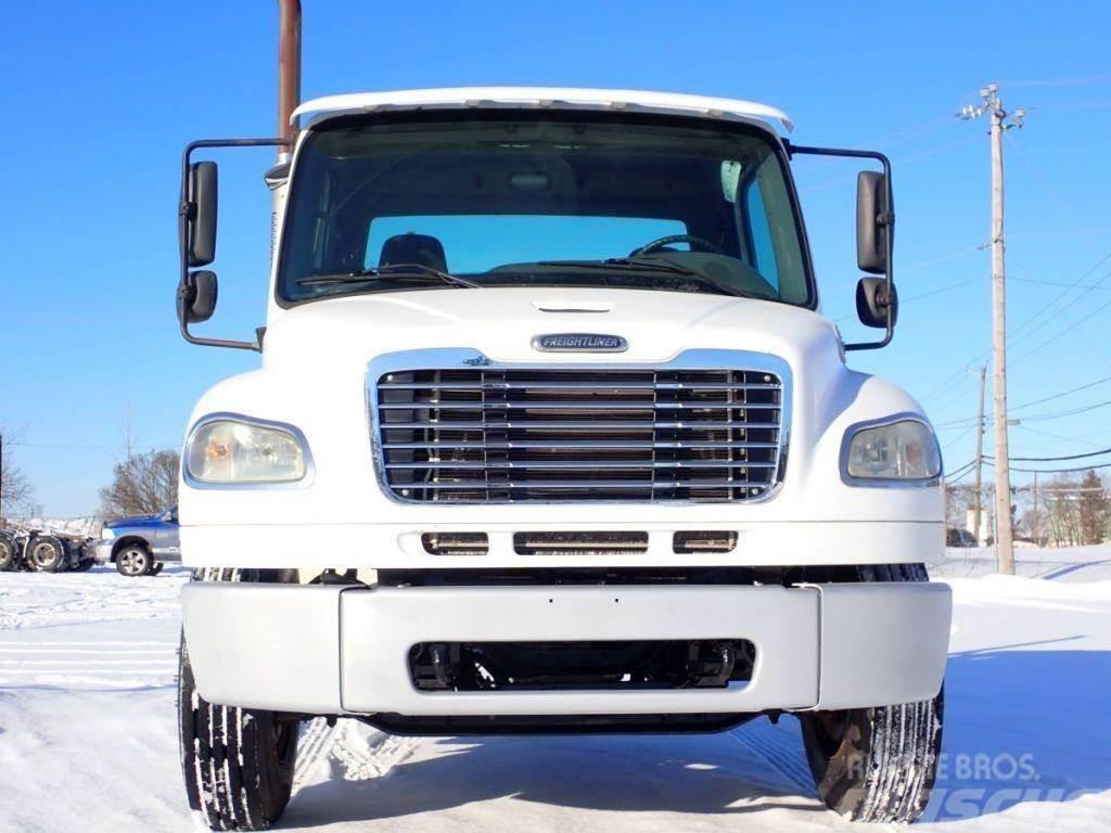Freightliner M2106 Chassis Cab trucks