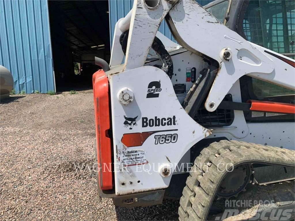 Bobcat T650 Crawler loaders