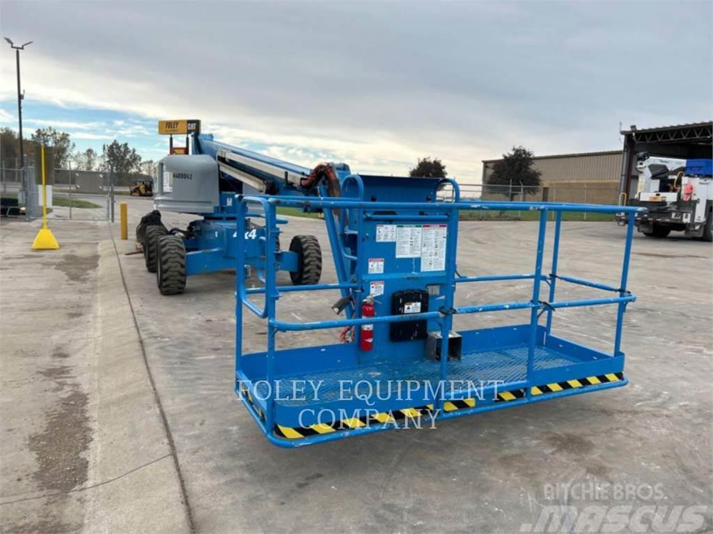 Genie S45G4W Articulated boom lifts