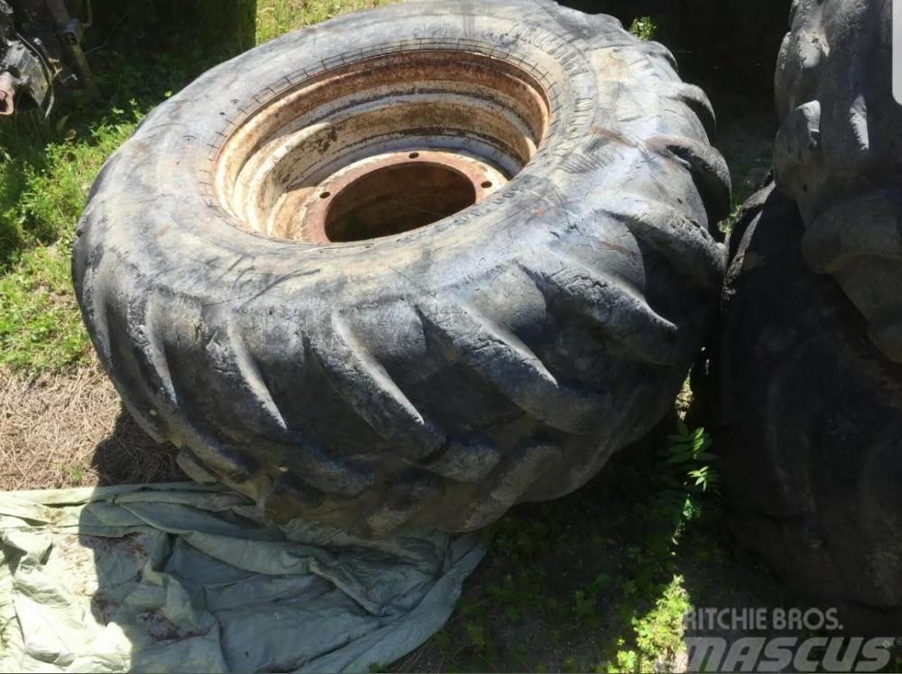  Dumper wheel and tyre 500 60 225 £100 plus vat £1 Tyres, wheels and rims