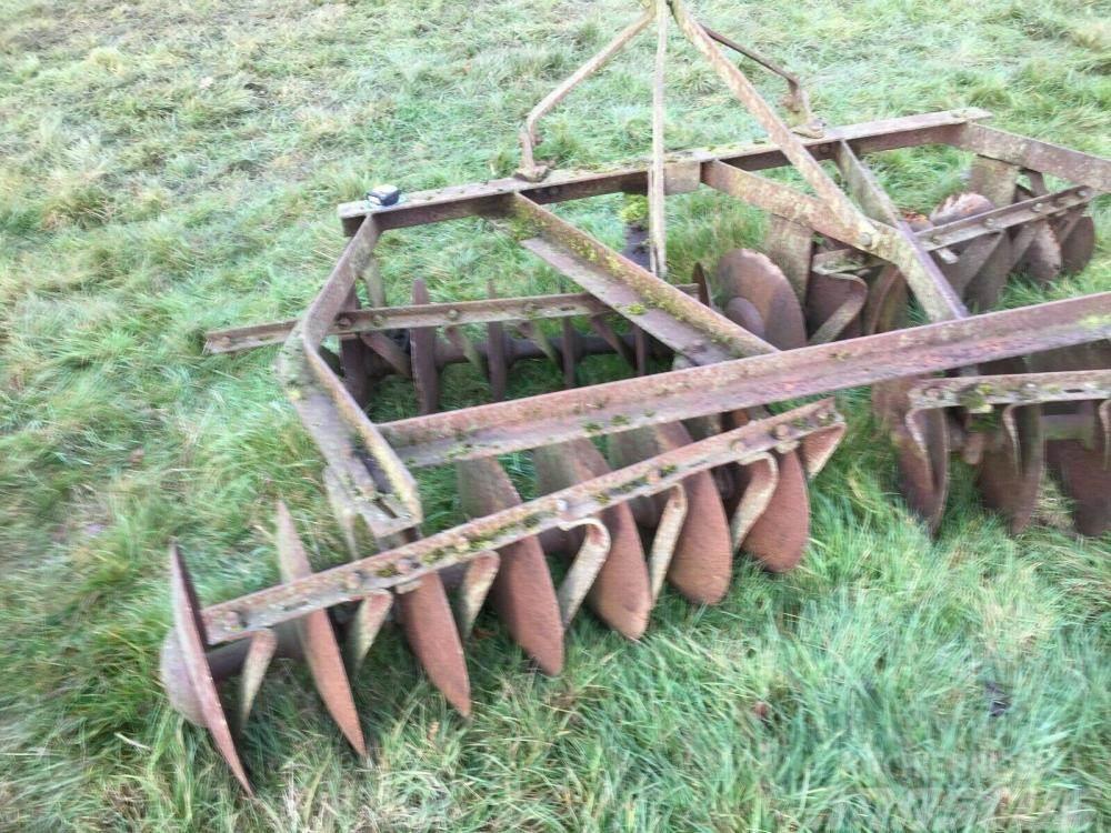  Dusc Harrows - Tractor mounted £390 plus vat £468 Other agricultural machines