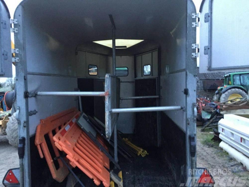 Ifor Williams Hunter Horsebox £1750 Other components