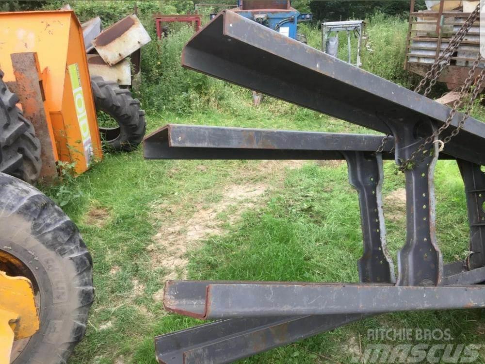  Lorry chassis Volvo £180 Other components