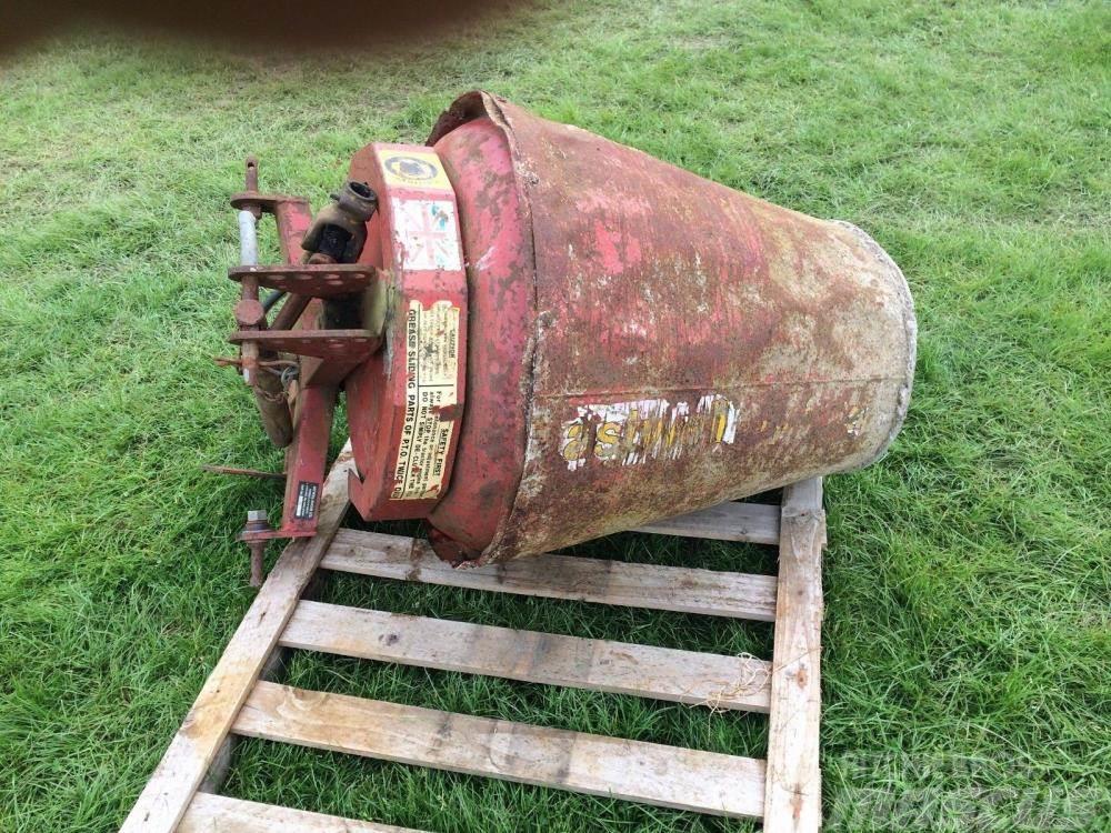  Tractor PTO driven cement mixer £380 Other components