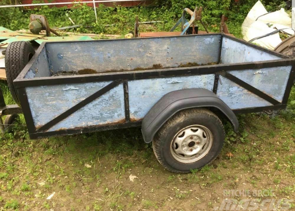  Trailer With sides £90 Other trailers