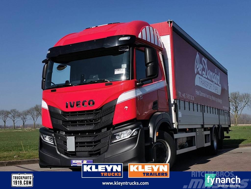 Iveco S-WAY AT260S36 6x2*4 taillift Curtainsider trucks